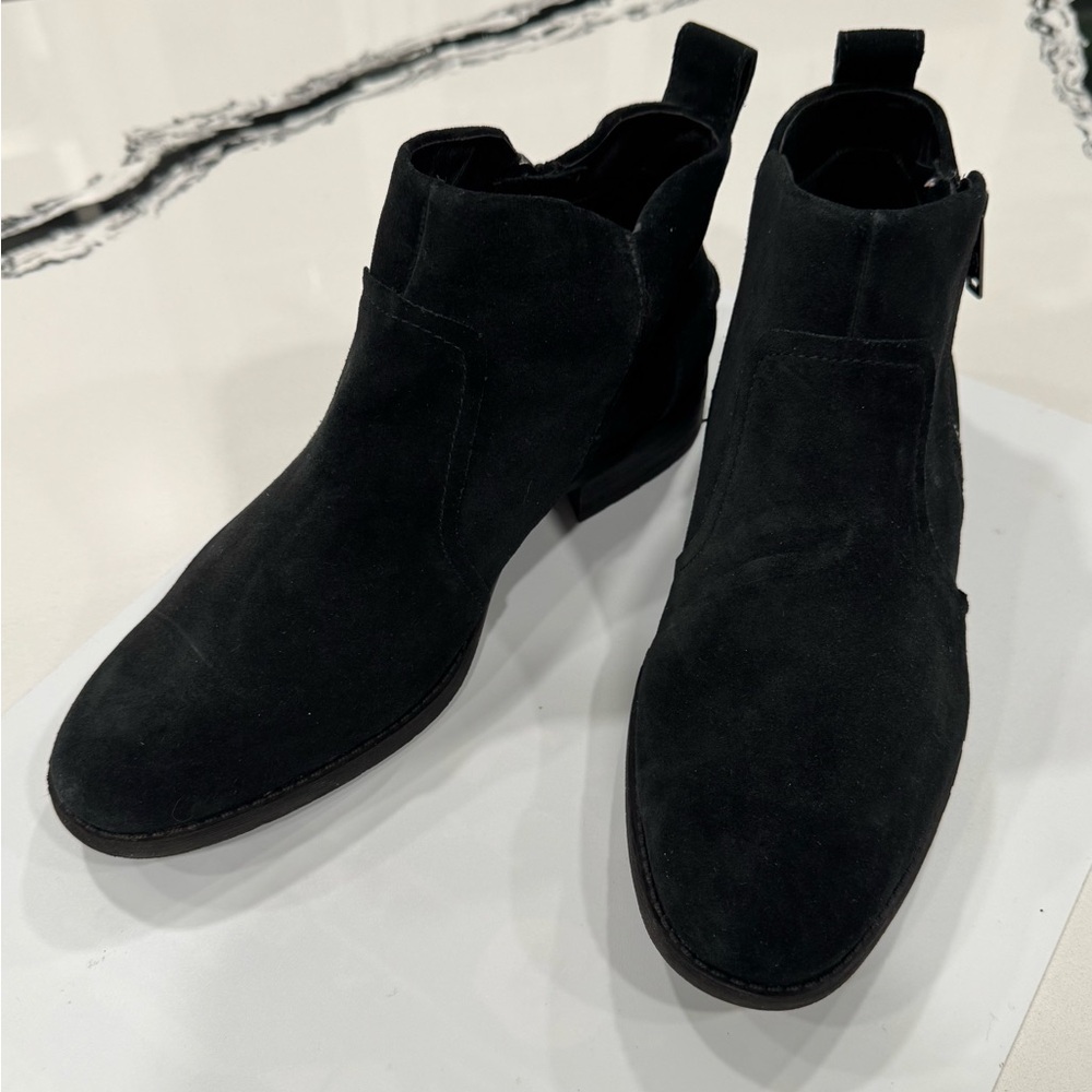 Ugg Boots Aureo II Waterproof Suede Stylish Comfort Ankle Bootie Black Size 9